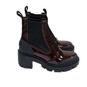 Tory Burch Ankle Boots Chelsea Lug Sole Plum Purple Pull On Leather Size 5.5